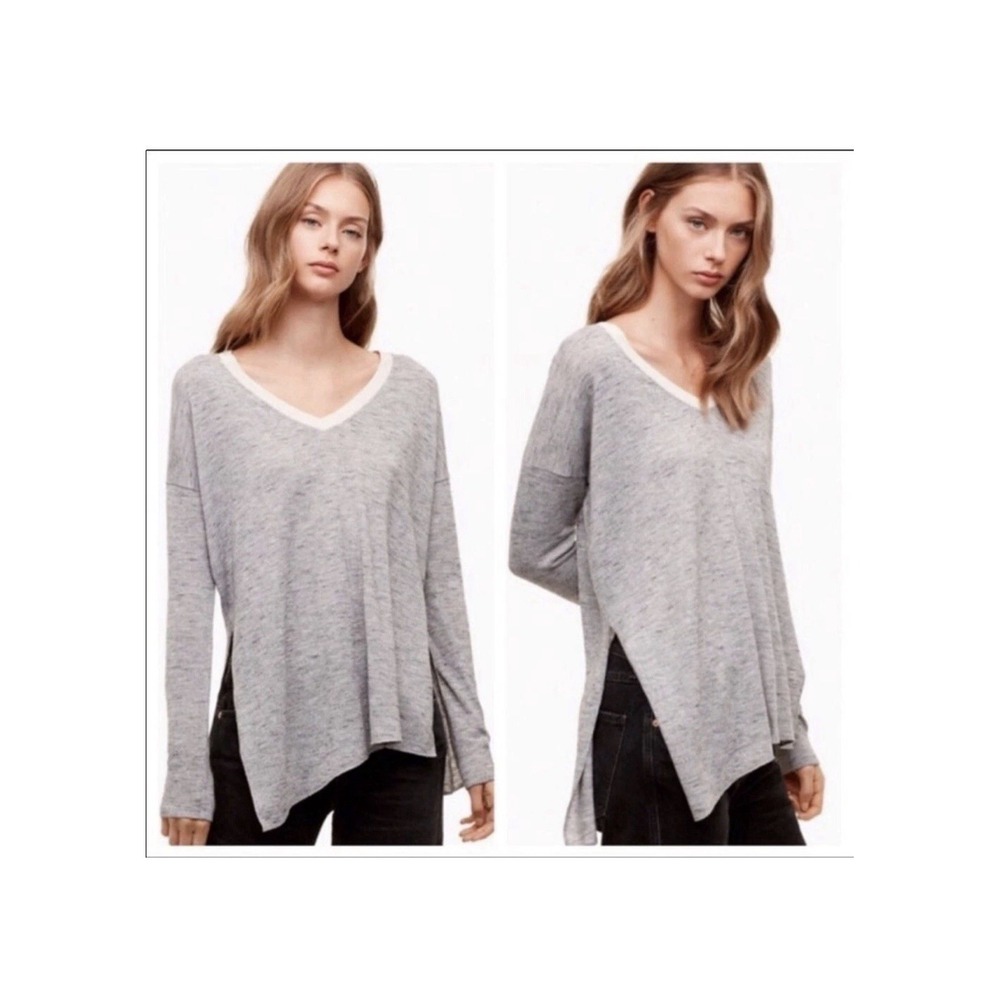 Aritzia Wilfred Sherbrooke V-Neck Sweater Gray Size S Oversized Lagenlook Slit